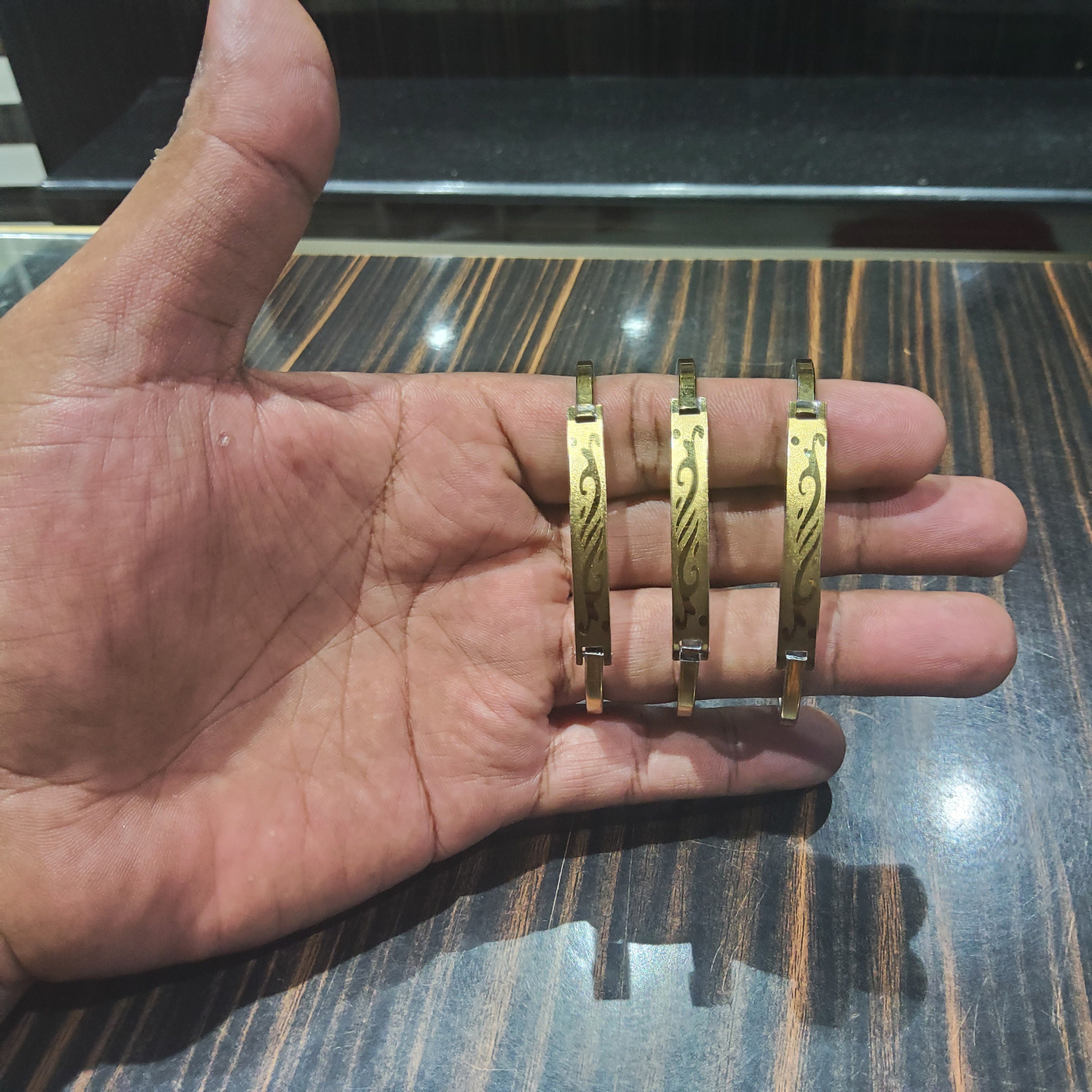 Buy Fas + AK02 Om Om Om Shiv Black & Gold Two Tone Finish Kada Bracelets  For Men And Kadaa Bracelet For Boys 1pcs (2.14 Inch Diameter) at .in