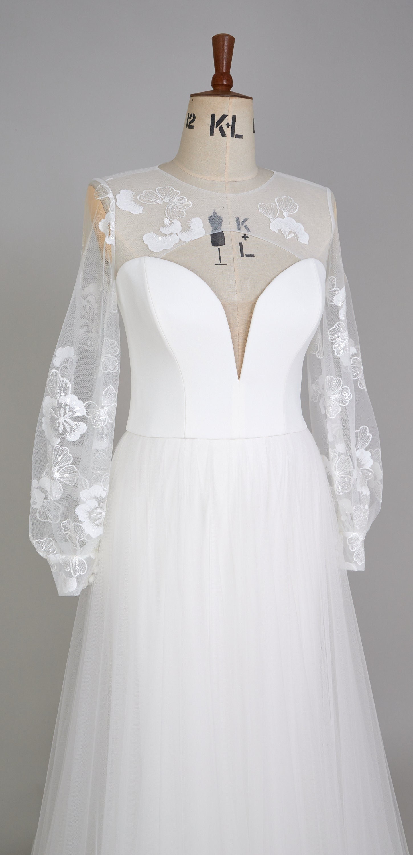 Ivy Top Long Sleeves, Lace Bolero, Wedding Jacket, Custom Top, Wedding Dress Cover Up, Bridal Shrug, Wedding Top