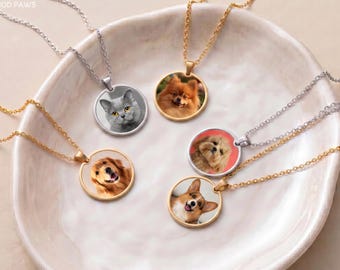 Personalized Pet Photo Necklace Custom Dog Picture Pendant Engraved Cat Memorial Jewelry Remembrance Gift