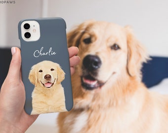 Op de afbeelding: Een blauwe telefoonhoes met een witte omtrek van een golden retriever hond en de naam "Charlie" erop gedrukt.