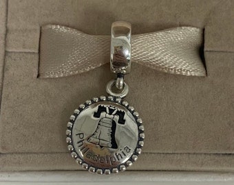 Colgante Philadelphia, joyería de plata de ley S925, colgante para pulsera, colgante para collar, proceso de esmaltado.