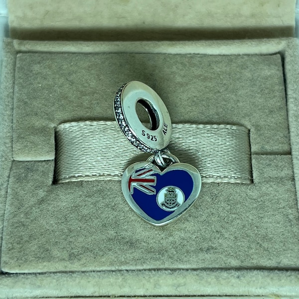 Pandora  Cayman Islands Flag Heart Dangle Charm Pendant S925 Silver Travel Jewelry for Bracelet for Necklace Mixed Enamel with Gift Box