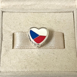 Pandora Tjeckisk Flagga Hjärta Pärla Charm Resa S925 Silver Smycken för Armband, för Halsband Blandad Emalj med Presentask