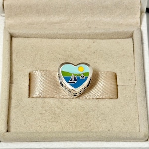Charm de corazón exclusivo de Pandora Michigan, joyería de plata de ley 925 para pulsera con esmalte mixto (caja de regalo).