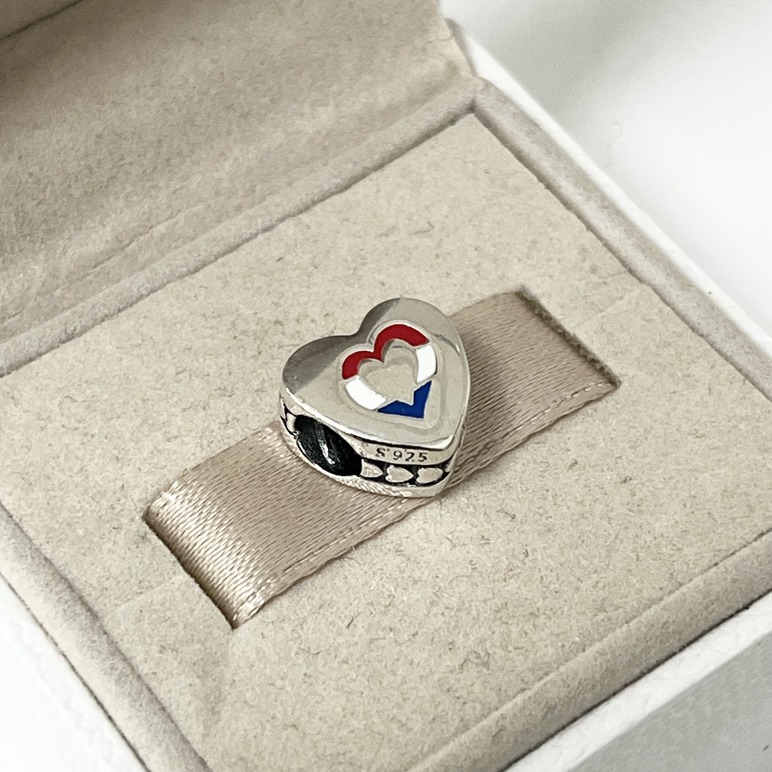 Pandora Love Netherlands Flag Heart Exclusive Heart Bead Charm