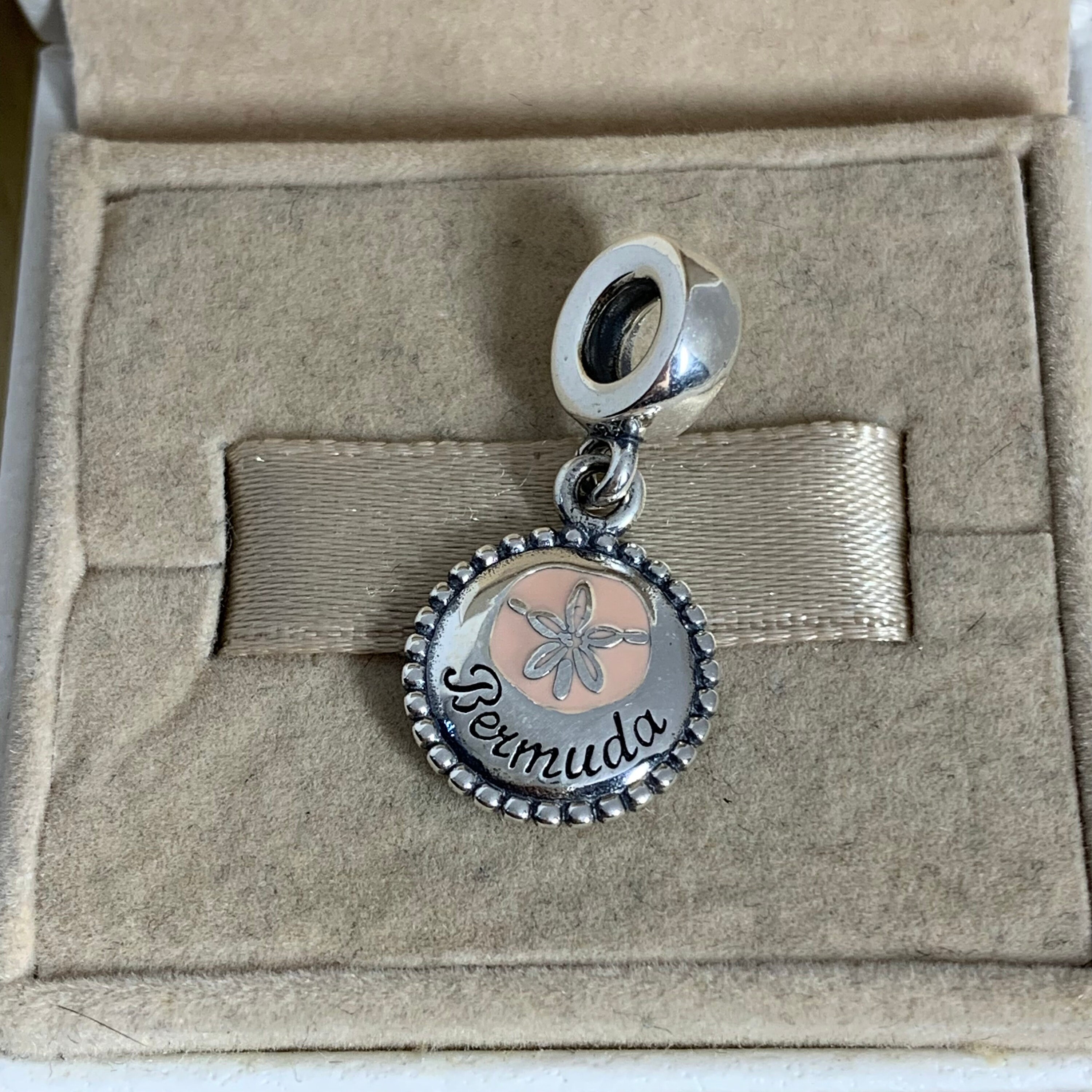 アクセサリー PANDORA Australia Hanging Charm Pandora Moments Women's Sterling Silver 60 Years of Love