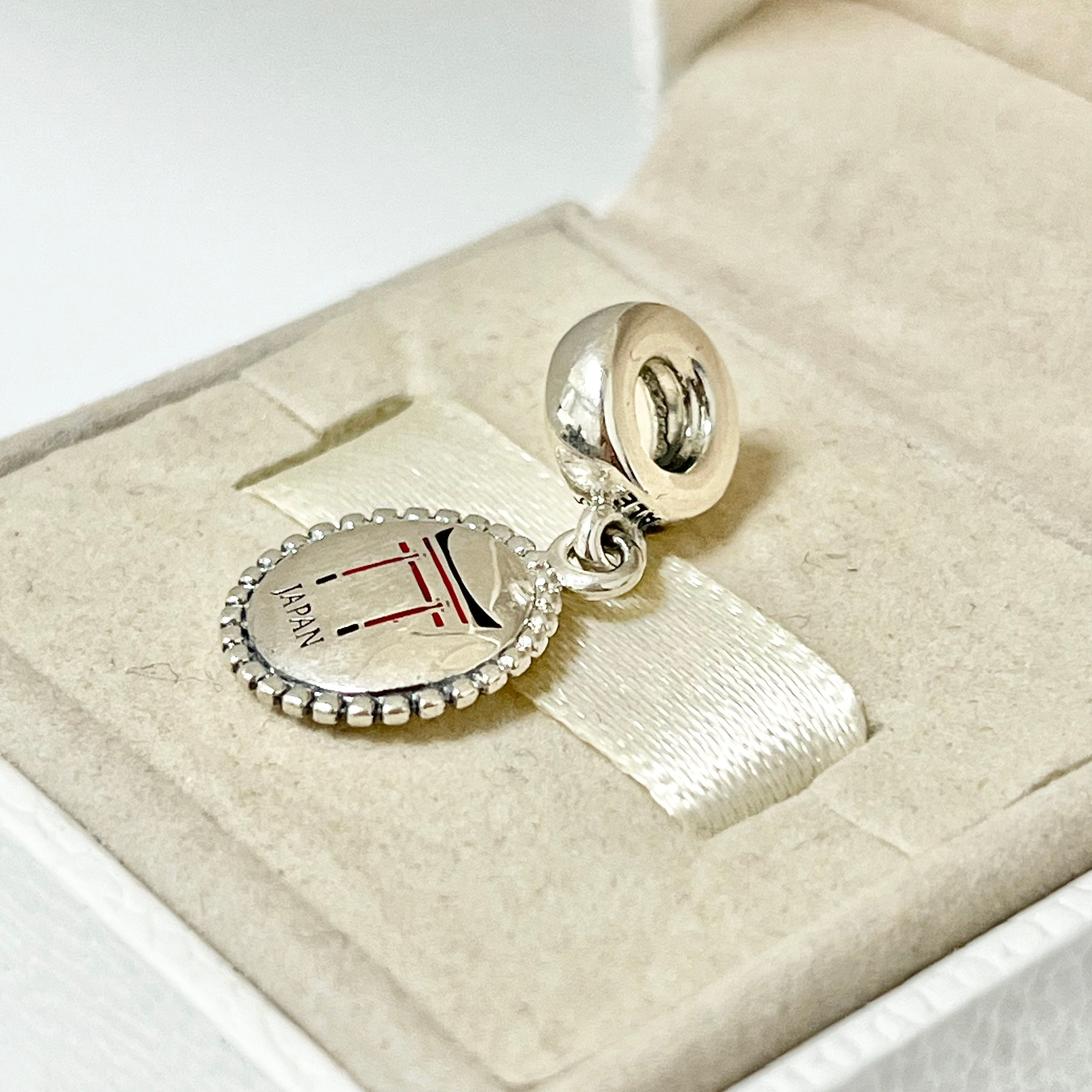 GYPPHY - SILVER MOISSANITE BANGLE / シルバー モアサナイト
