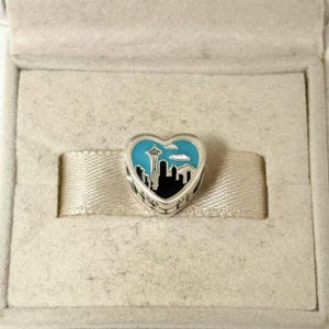 Pandora Seattle Charm - Etsy
