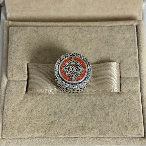Club 33 deals necklace