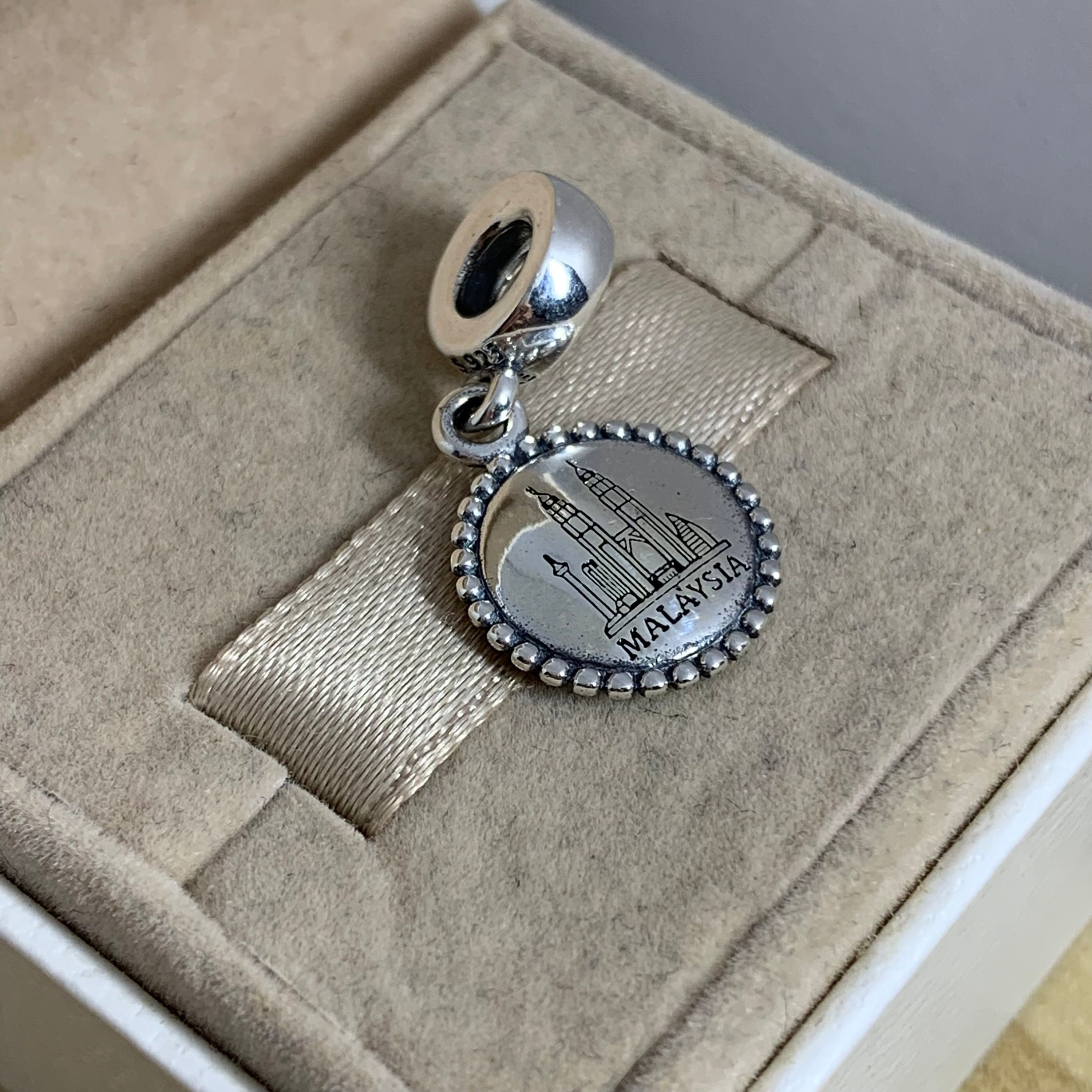 Pandora MALAYSIA exclusive Dangle Charm Pendant, Travel