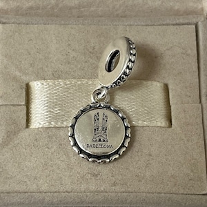 Pendentif Pandora Gaudi La Sagrada Familia, Espagne Barcelone, bijoux en argent S925, pour bracelet, pour collier, émail mélangé, avec boîte-cadeau