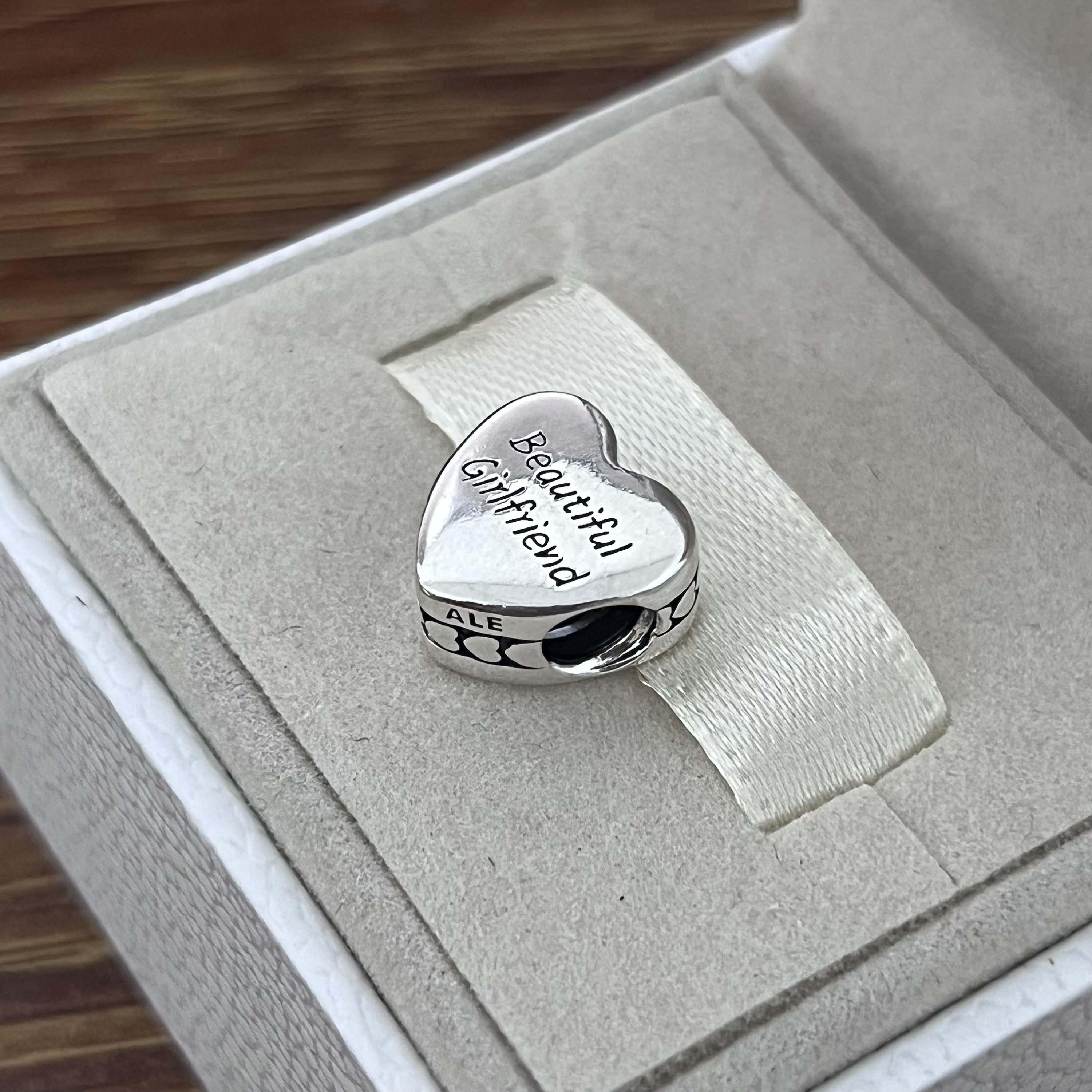 Fiancee pandora charm discount