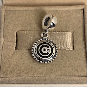 Colgante con dije de béisbol 3D de los Chicago Cubs, joyería de plata de ley S925, para pulsera, para collar, esmalte mixto, con caja de regalo.