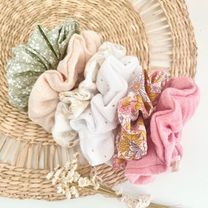 Chouchou scrunchies , accessoire élastique cheveux, gaze de coton image 1