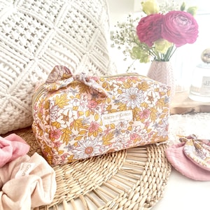 Flowered cube toiletry bag