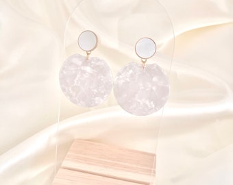 Boucles d’oreilles acétate blanc nacré acier inoxydable