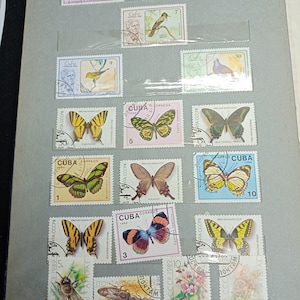 Stamp album 250 vintage stamps Stamps from around the world