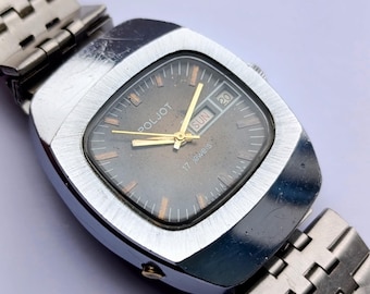 Relógio mecânico vintage Poljot, mostrador marrom com efeito raios de sol, URSS, década de 1980.