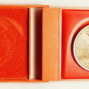 Commemorative Medal 10 Years of the Ukrainian Society Protection of Monuments