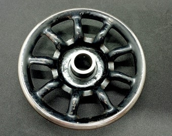 Pulley from VINTAGE SEWING MACHINE Cast Iron Heavy Pulley Part for steampunk decor