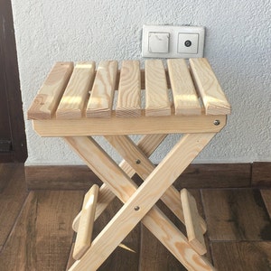 Handmade Hornbeam Foldable Picnic Stool: Portable Solid Wood Seat