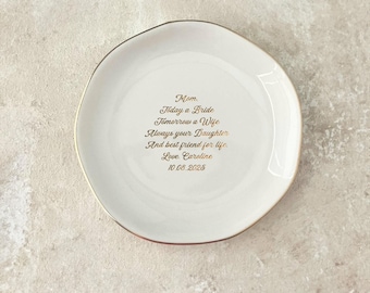 Custom Ring Dish Wedding Gifts for Mom, Personalized Mother of The Bride Ring Holder Gift, Thank You Gift for Mom, Gift From Daughter