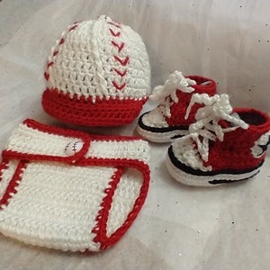 NEWBORN SIZE ONLY, crochet baby baseball hat/diaper cover set, baby boy, baby shower gift, newborn photo prop, smoke/pet free environment