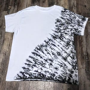 Tie Dye T-Shirt | Unique Tie Dye | Black Tie Dye | Hand Dyed T-Shirt | Short Sleeve Tee | Black and White Tie Dye | Adult Size Large