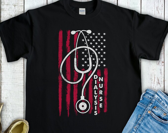 Dialysis Nurse American Flag Stethoscope (Short-Sleeve Unisex T-Shirt) Funny Gift for Dialysis Nurses RNs