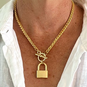 Gouden slotketting, knevelketting met gouden slot, knevelketting, hangslotketting