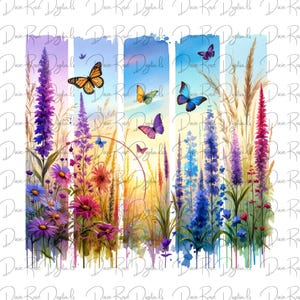 Puede incluir: Una pintura de acuarela de un campo de flores silvestres con mariposas. Las flores son en tonos de morado, azul, rosa y amarillo. Las mariposas son en tonos de azul, morado y naranja. El fondo es un lavado de acuarela borroso de azul, morado y amarillo.