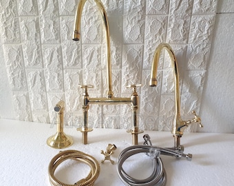 サイドスプレー付き無塗装真鍮ブリッジキッチン蛇口