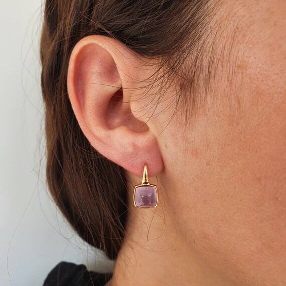 Beautiful earrings - new old stock - 18 ct gold ea