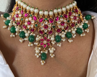 SHIVKA Beautiful Flora Kundan Choker with Pretty Earrings/ Wedding Choker Set/ Bridal Choker Set/ Wedding Jewellery/ Kundan Jewellery