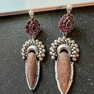 Pendientes atemporales de plata pura 925: una colección única