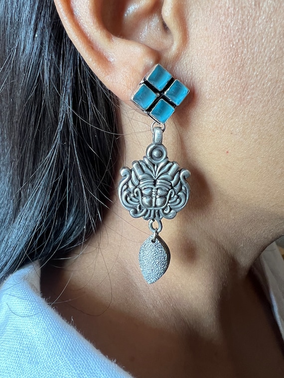 Handcrafted earrings deals