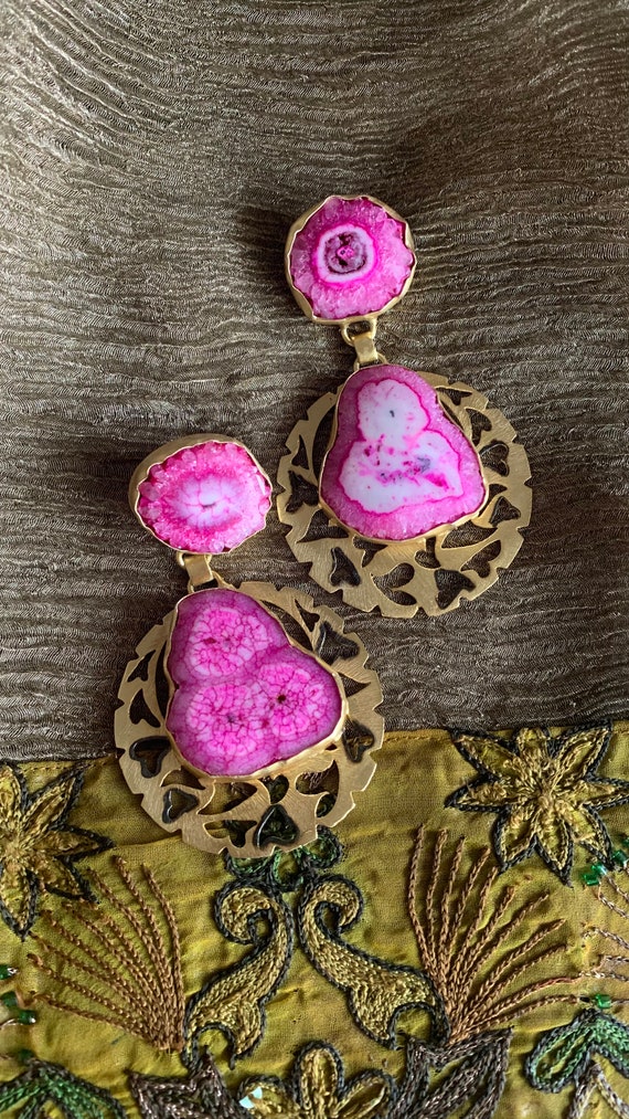 Pink hotsell agate earrings