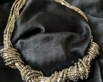 Statement Knotty Necklace