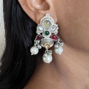 Elegant Fusion Earrings/ Vintage Earrings/ Indian Earrings/ Indian Jewellery/ Rare Find/ One piece