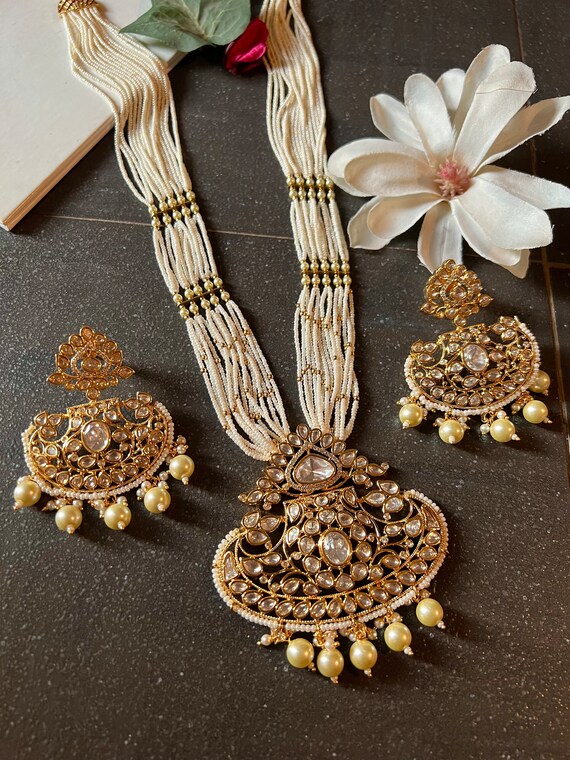 Beautiful Kundan Pendant Necklace With Statement Earrings Wedding