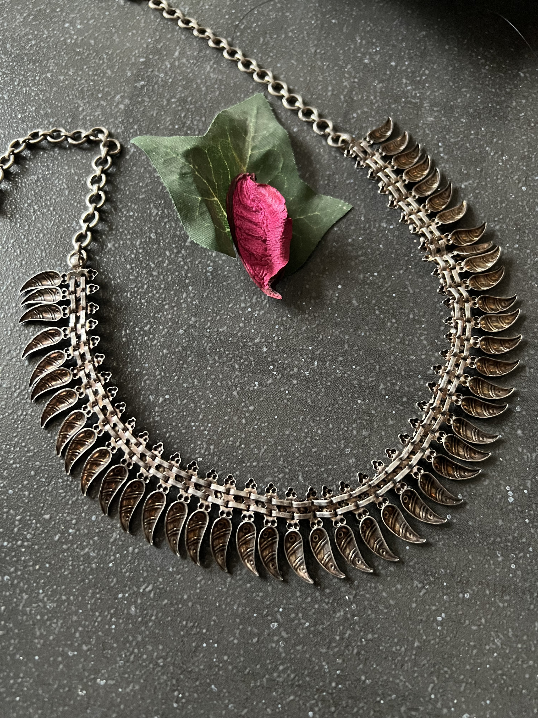 アクセサリー Vintage silver925 necklace 925 Sterling Silver Vintage Necklace Carved Small Flat