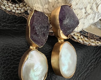 Raw Amethyst Baroque Pearls Studs/ Designer Studs/ Statement Studs/ Handcrafted Studs/ Baroque Pearl Boucles d'oreilles