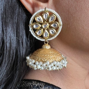 Flower Kundan Jhumka Earrings