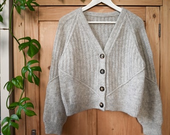 Cosmo Cardigan Knitting Pattern