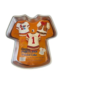 Wilton T-Shirt Shaped Aluminum Cake Pan With Decorating Instructions - 1979