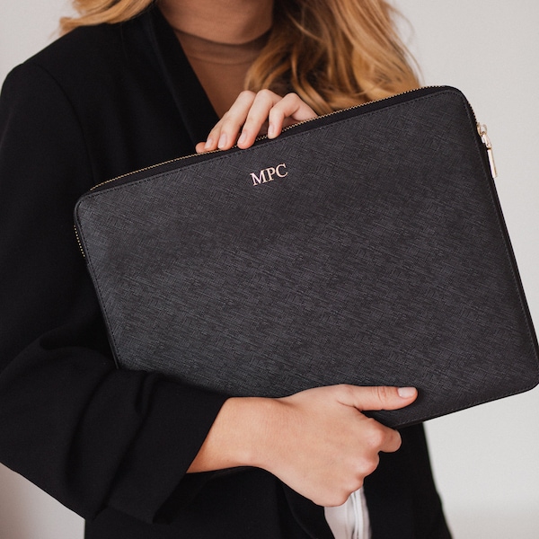 Étui personnalisé pour ordinateur portable 13 pouces en cuir saffiano, pochette Macbook, cuir véritable, monogramme avec nom/initiales