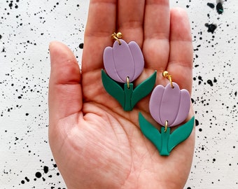 Purple Tulip Statement Earring, Lilac Floral Earrings, Lavender Flower Earring, Spring Style, Polymer clay Earring, Colorful Dangle Earring