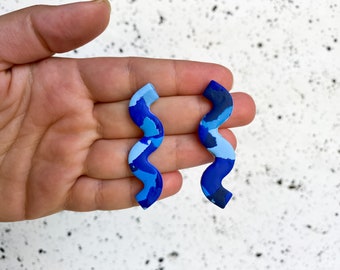 Blue Squiggle Abstract Earrings, 90s inspired, statement jewelry, squiggly wavy clay, art teacher gift, bold wiggle, 90s aesthetic