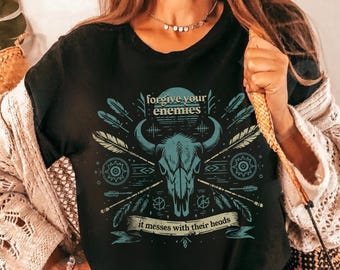 Perdona a tus enemigos, les afecta la cabeza, camisetas con calaveras de vaca, camisetas occidentales, camisetas de motociclista, declaración atrevida, calavera de toro, estilo boho hippie