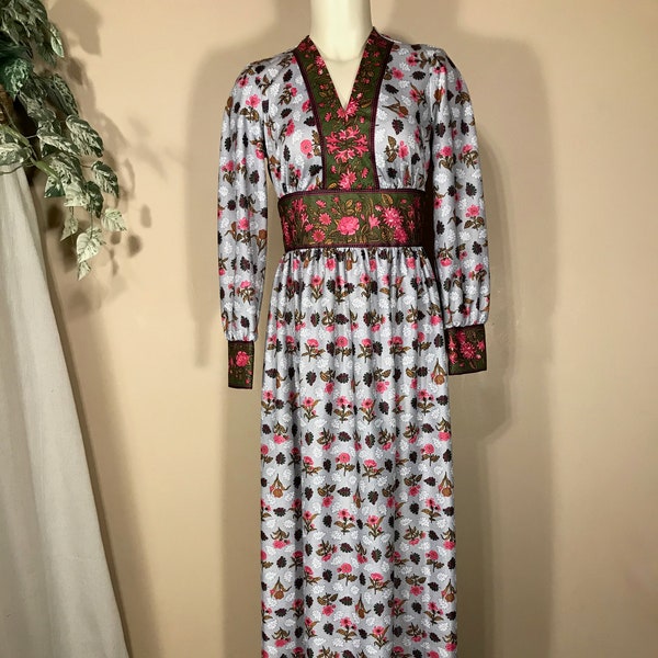 Small/Medium Maxi Boho dress - Woodstock style kaftan - Toni Todd flower child caftan - 60s/70s long lounge gown - Comfortable Hippie chick